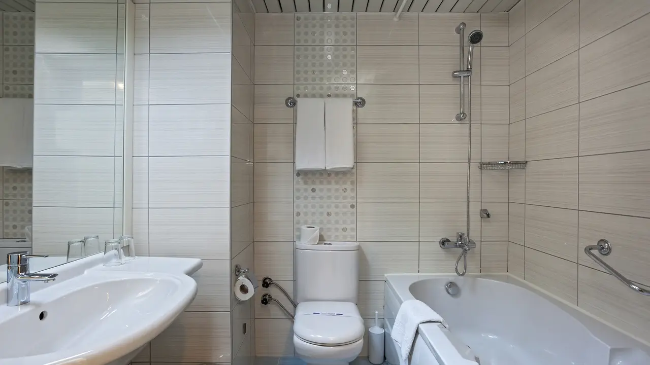 DOSI HOTEL