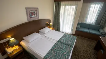 DOSI HOTEL