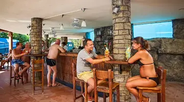 Dosi Hotel