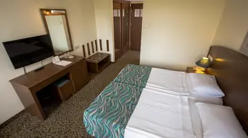 DOSI HOTEL