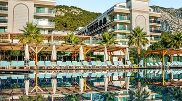 Dosinia Luxury Resort