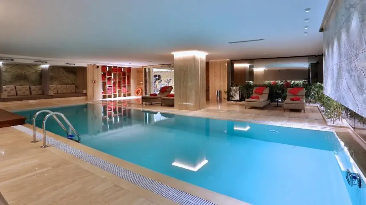 DOSSO DOSSI HOTELS DOWNTOWN & SPA