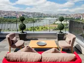 DOSSO DOSSI HOTELS GOLDEN HORN