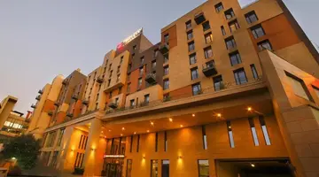 DOSSO DOSSI HOTELS GOLDEN HORN