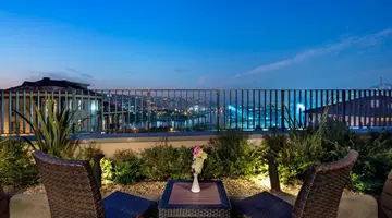 DOSSO DOSSI HOTELS GOLDEN HORN