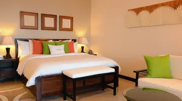 Double Tree by Hilton Allamanda Resort & Spa
