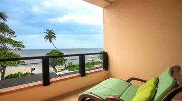 Double Tree by Hilton Allamanda Resort & Spa
