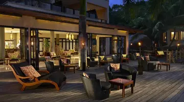 Double Tree by Hilton Allamanda Resort & Spa