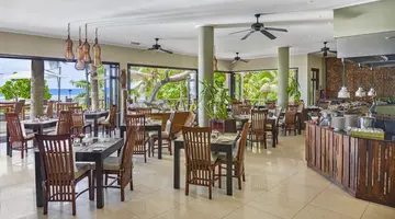 DOUBLE TREE BY HILTON SEYCHELLES ALLAMANDA RESORT & SPA