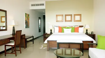 DOUBLE TREE BY HILTON SEYCHELLES ALLAMANDA RESORT & SPA