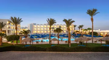 Double Tree By Hilton Sharks Bay Beach S