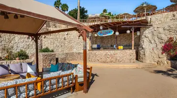 Double Tree By Hilton Sharks Bay Beach S