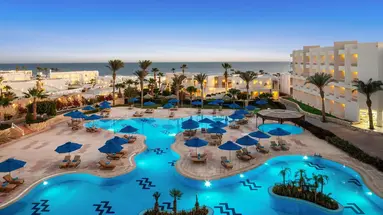 Double Tree By Hilton Sharks Bay Beach S