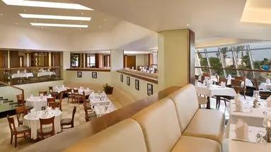 DOUBLE TREE BY HILTON SHARKS BAY