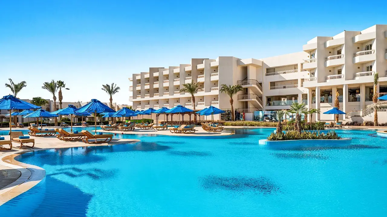 Double Tree By Hilton Sharks - Beach Side