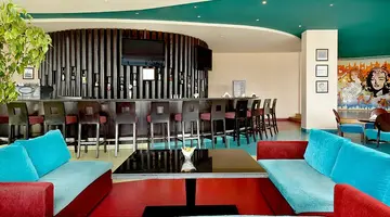 Double Tree By Hilton Sharks – Mountain Side