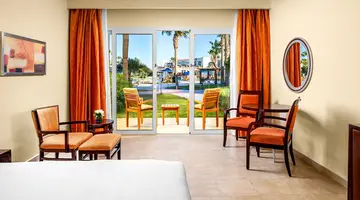 Double Tree By Hilton Sharks – Mountain Side