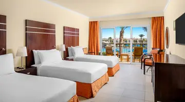 Double Tree By Hilton Sharks – Mountain Side