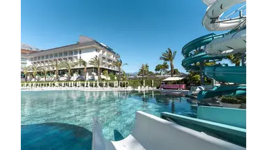 DOUBLETREE BY HILTON ANTALYA KEMER