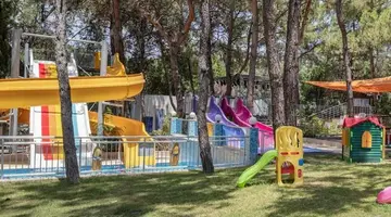 DOUBLETREE BY HILTON BODRUM ISIL CLUB