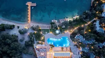 DOUBLETREE BY HILTON BODRUM ISIL CLUB