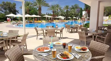 DOUBLETREE BY HILTON BODRUM ISIL CLUB