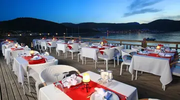 DOUBLETREE BY HILTON BODRUM ISIL CLUB