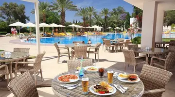 DOUBLETREE BY HILTON BODRUM ISIL CLUB