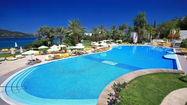 DOUBLETREE BY HILTON BODRUM ISIL CLUB