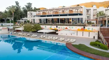DOUBLETREE BY HILTON BODRUM ISIL CLUB