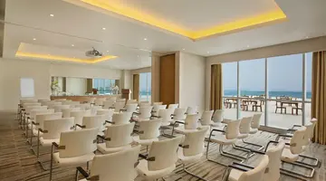 DoubleTree by Hilton Hotel Dubai - Jumeirah Beach