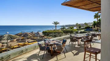 Doubletree By Hilton Sharks Bay (Beach S
