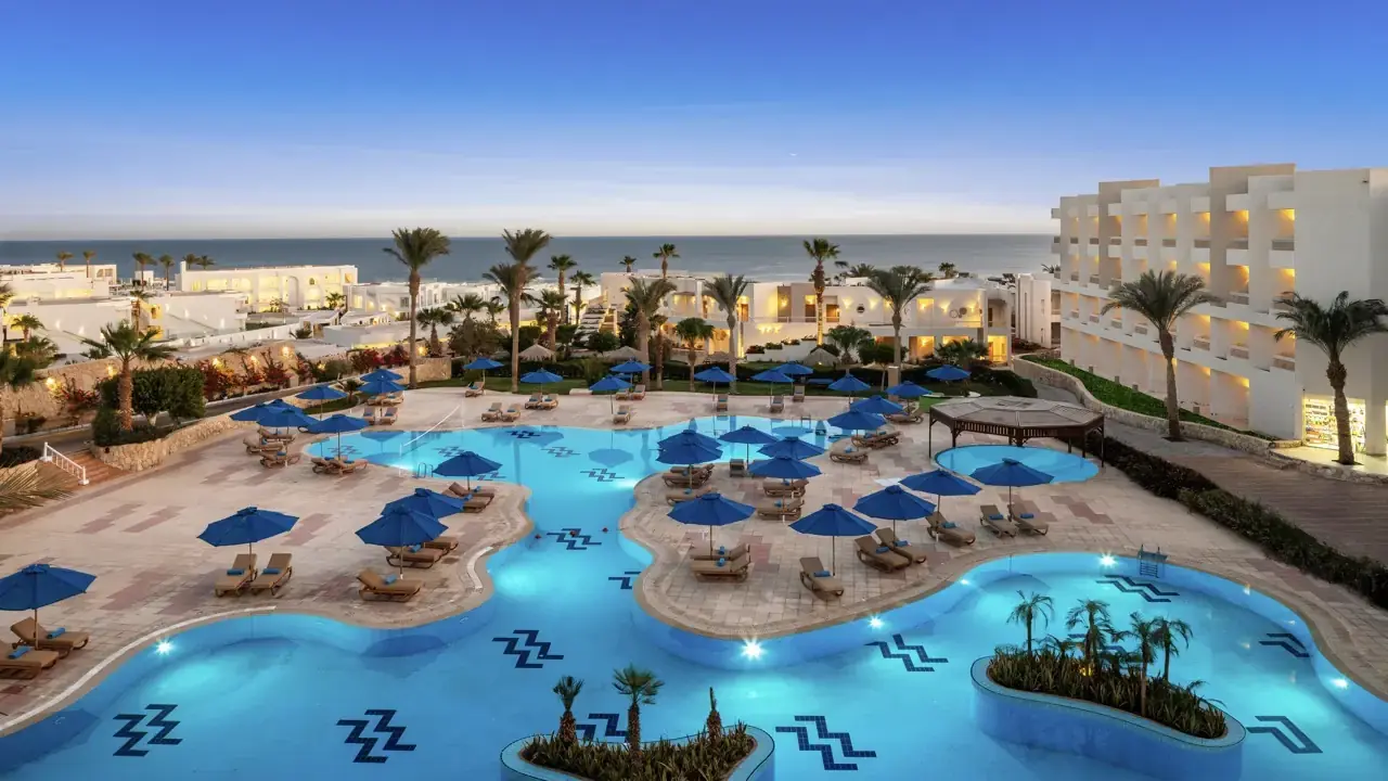Doubletree By Hilton Sharks Bay (Beach S