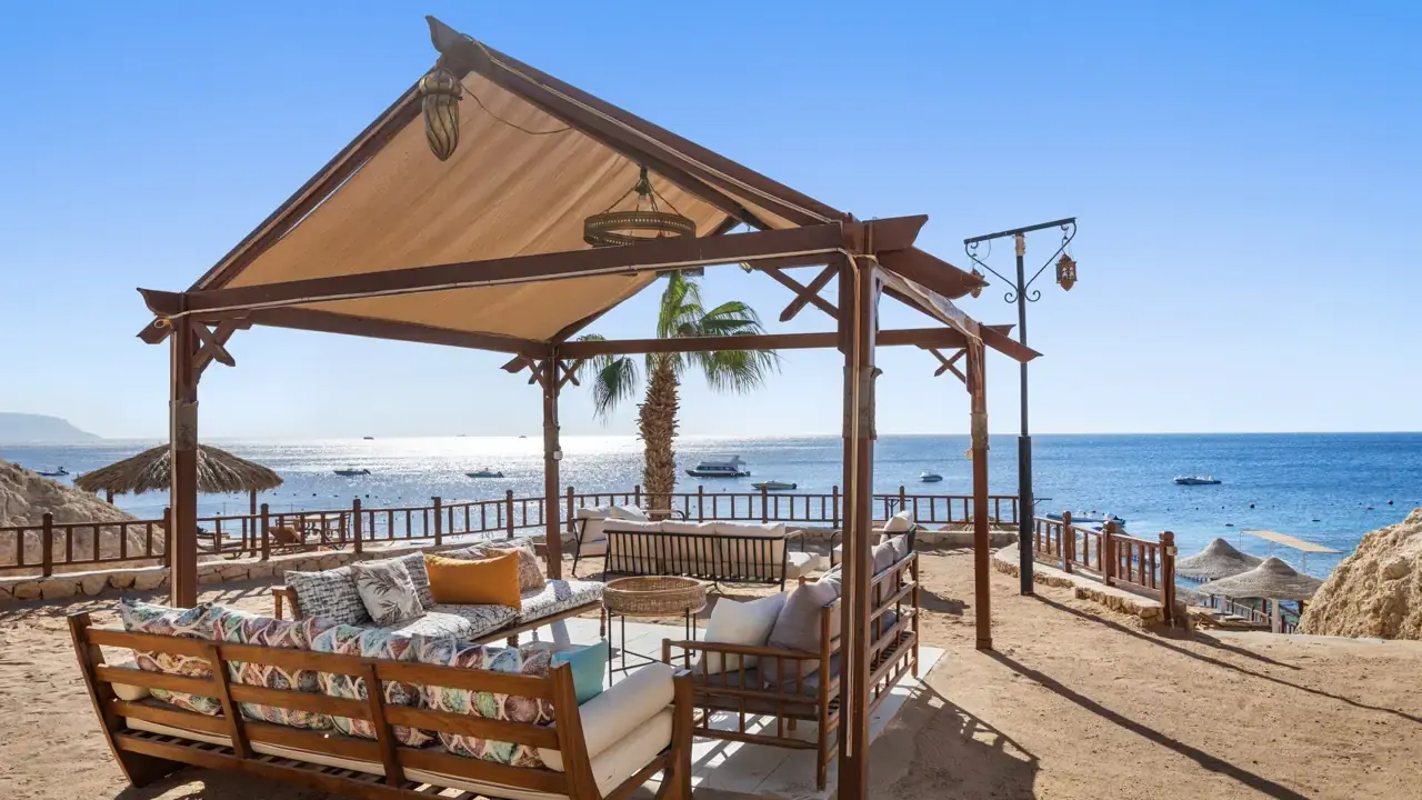 Doubletree By Hilton Sharks Bay (Beach S