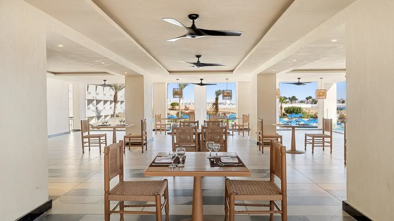 Doubletree By Hilton Sharks Bay (Beach S