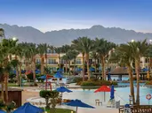 Doubletree By Hilton Sharks Bay (Mountai