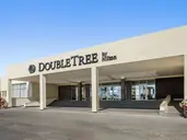 Doubletree By Hilton Sharks Bay (Mountai