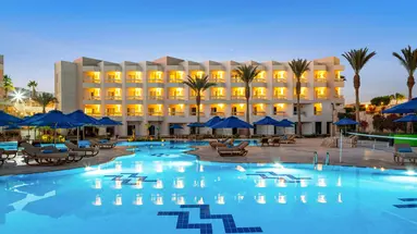 DOUBLETREE BY HILTON SHARKS BAY RESORT