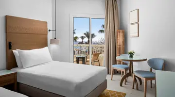 DOUBLETREE BY HILTON SHARKS BAY RESORT