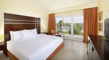 DOUBLETREE BY HILTON SHARKS BAY RESORT