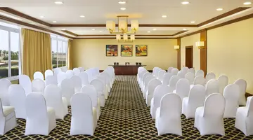 DOUBLETREE BY HILTON SHARKS BAY RESORT