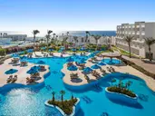 DOUBLETREE BY HILTON SHARKS BAY RESORT