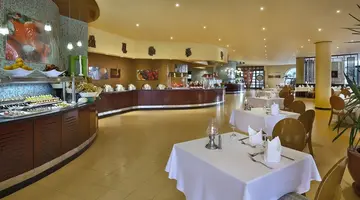 Doubletree By Hilton Sharks Bay