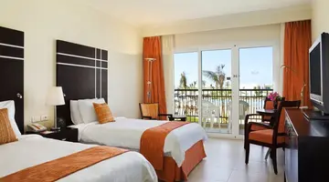 Doubletree By Hilton Sharks Bay