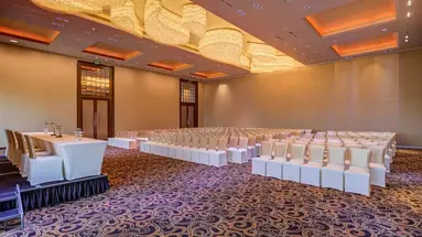DoubleTree by Hilton Weerawila Rajawarna Resort