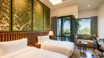 DoubleTree by Hilton Weerawila Rajawarna Resort