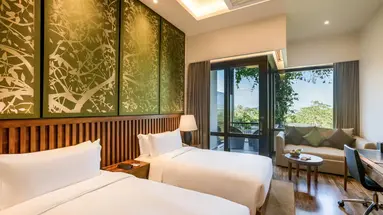 DoubleTree by Hilton Weerawila Rajawarna Resort