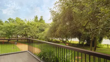 DoubleTree by Hilton Weerawila Rajawarna Resort