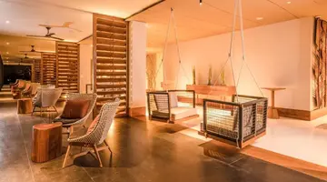 DoubleTree by Hilton Weerawila Rajawarna Resort