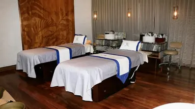 DoubleTree by Hilton Weerawila Rajawarna Resort